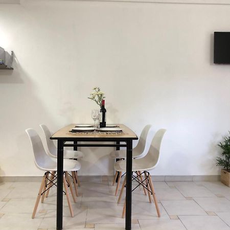 Cares Apartament, Moron, Buenos Aires Apartment Екстериор снимка