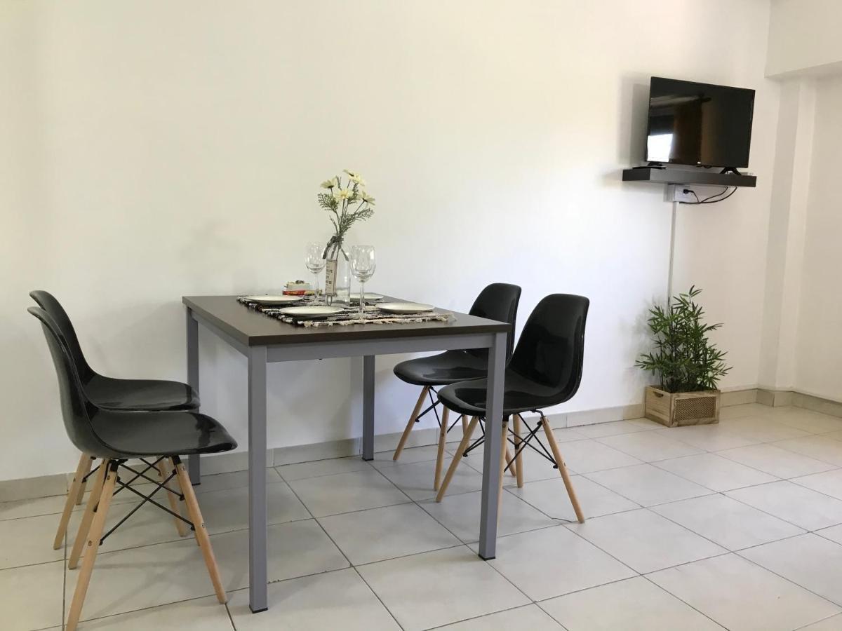 Cares Apartament, Moron, Buenos Aires Apartment Екстериор снимка