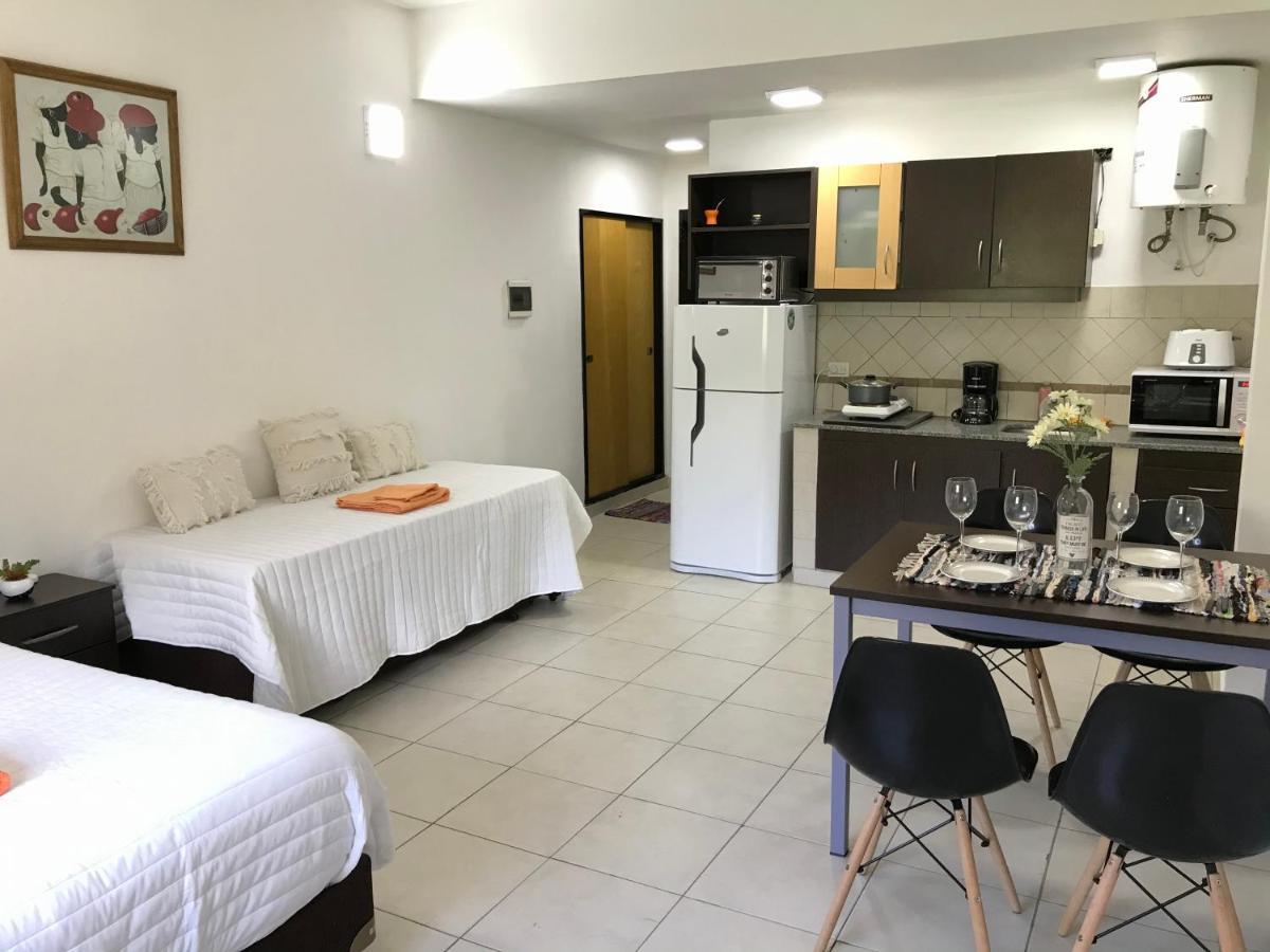 Cares Apartament, Moron, Buenos Aires Apartment Екстериор снимка