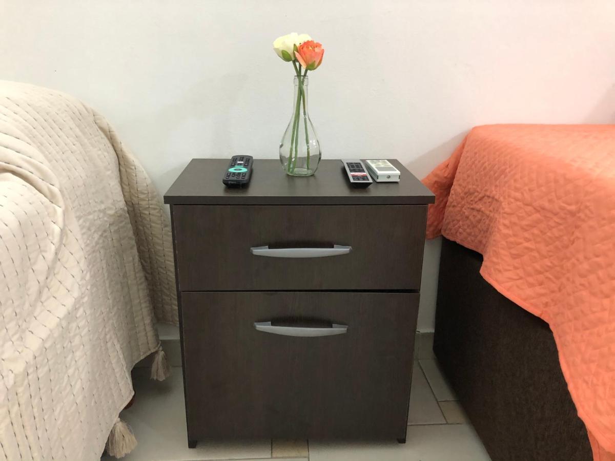 Cares Apartament, Moron, Buenos Aires Apartment Екстериор снимка