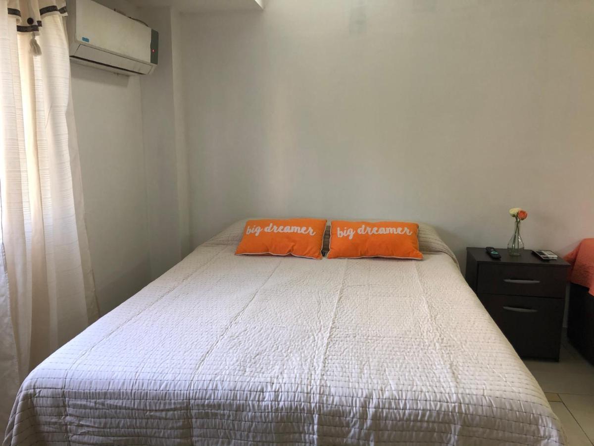 Cares Apartament, Moron, Buenos Aires Apartment Екстериор снимка