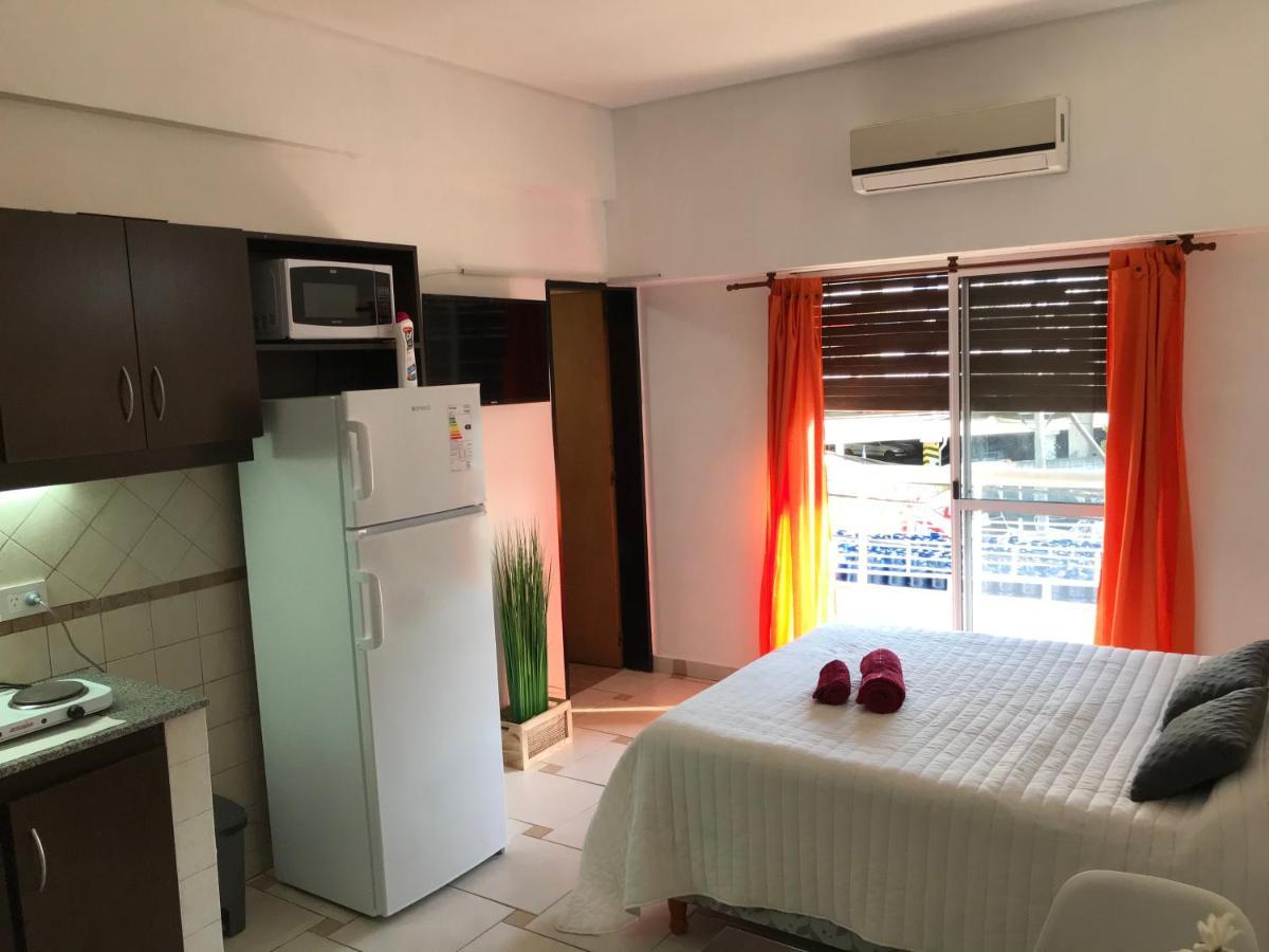 Cares Apartament, Moron, Buenos Aires Apartment Екстериор снимка