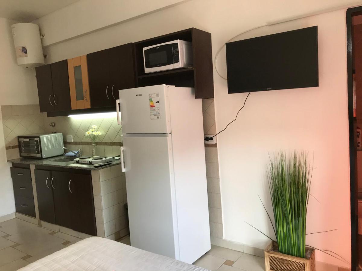 Cares Apartament, Moron, Buenos Aires Apartment Екстериор снимка